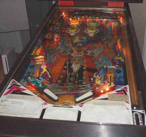 zaccaria Earth Wind Fire playfield