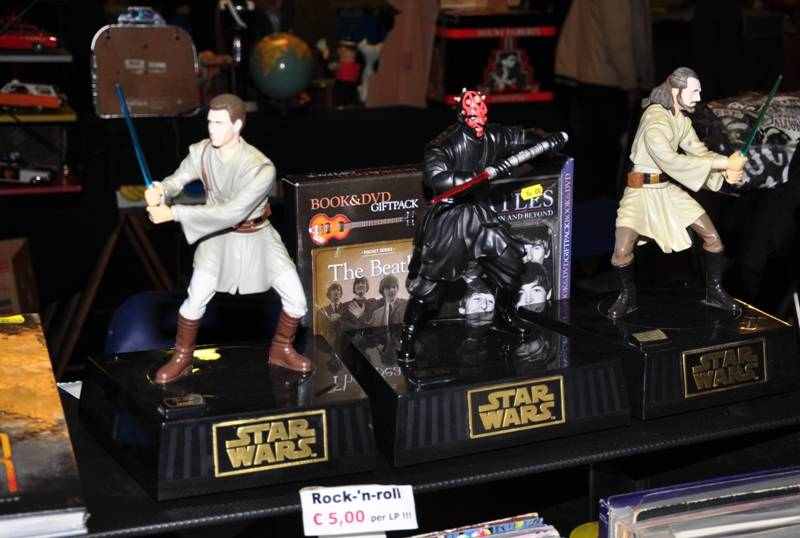 moving star wars figures