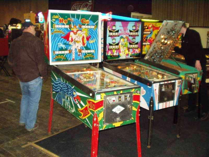 Ro Go pinball machine